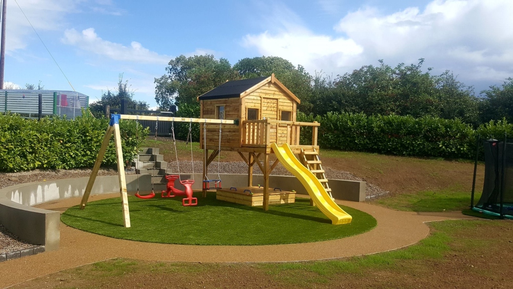 artificial-grass-children-playground-resin-bound-pathways